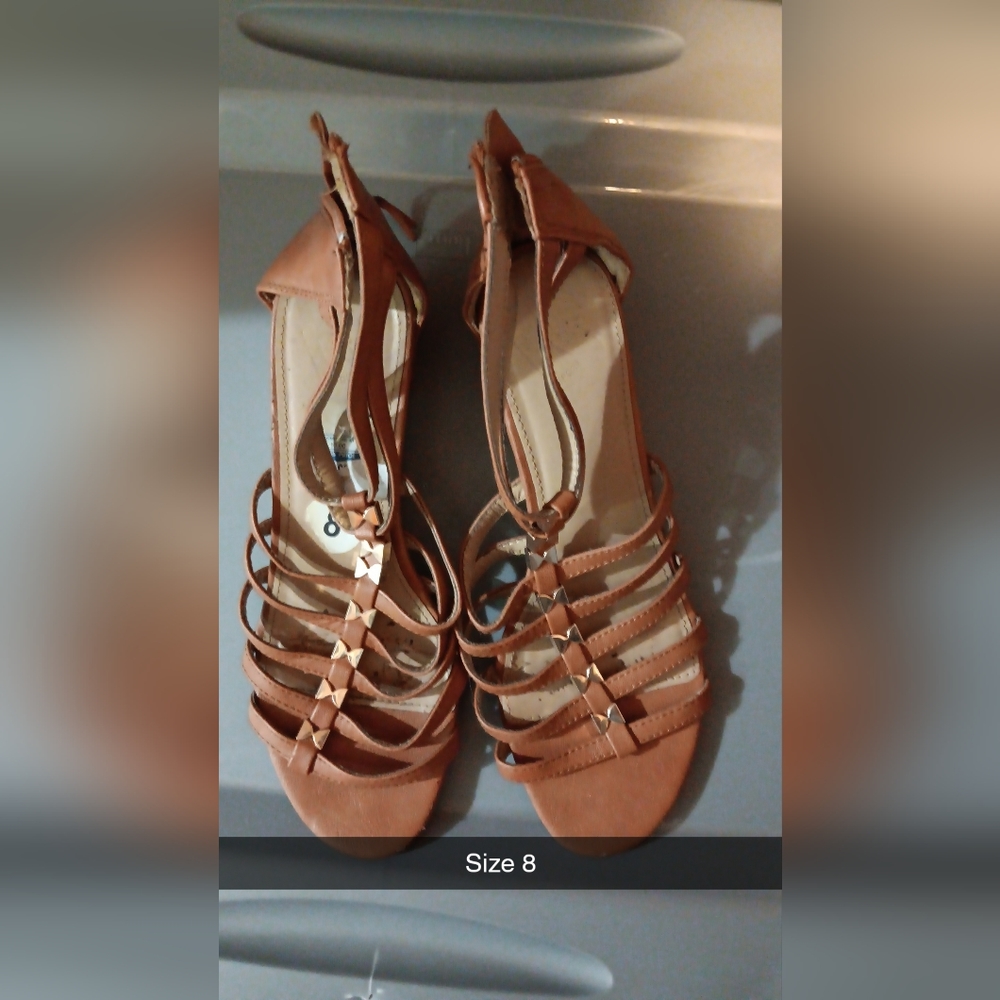 Sandals 2 pairs